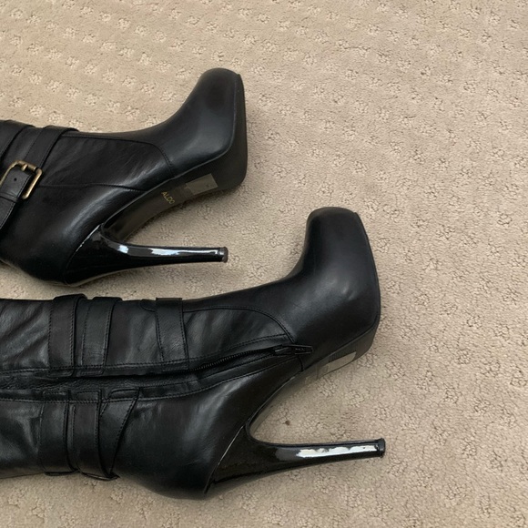 Boots - Picture 2 of 4